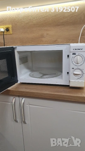 Микровълнова фурна с грил CROWN