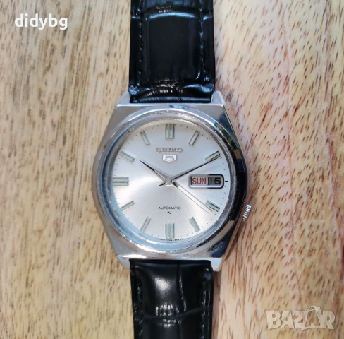 Часовник Seiko 5 Автоматик 1983 година, снимка 4 - Мъжки - 53749261