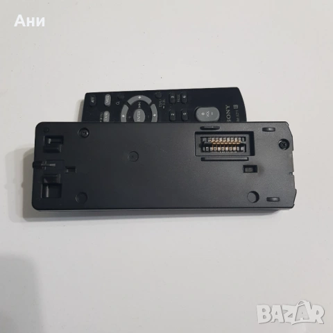 Автомобилен MP3/USB плейър Sony DSX-A30 с дистанционно управление, снимка 4 - Радиокасетофони, транзистори - 53260301