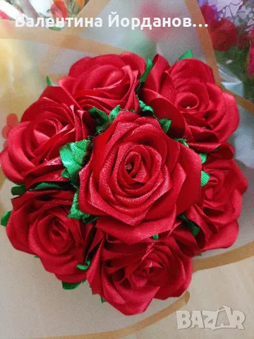 букети със сатенени рози , снимка 7 - Декорация за дома - 47116478