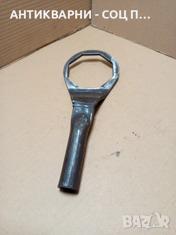 Соц Стар Голям Гаечен Ключ Тегло 0.900кг. 104мм., снимка 5 - Антикварни и старинни предмети - 52203120