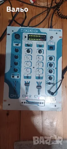 Reloop RM1000 Stereo mixer , снимка 1 - Ресийвъри, усилватели, смесителни пултове - 48426182