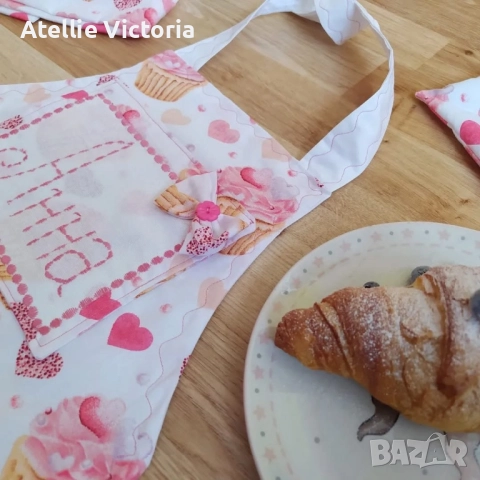 Детски комплект престилка и шапка , снимка 6 - Други - 51944038