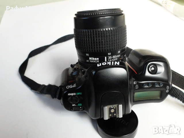 " AF NIKON-F 50" филмов, сигурен, средна класа любителски, снимка 2 - Фотоапарати - 54035753