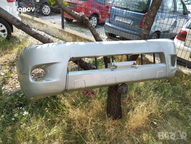 Оригинална предна броня TOYOTA HILUX 2005-2009 , снимка 1 - Части - 46651439