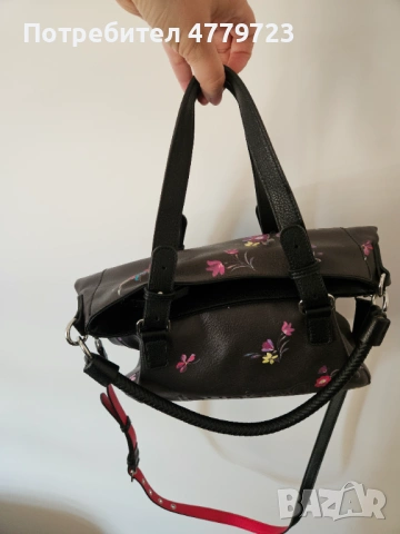 Дамска чанта Desigual с флорален дизайн, снимка 2 - Чанти - 54296479