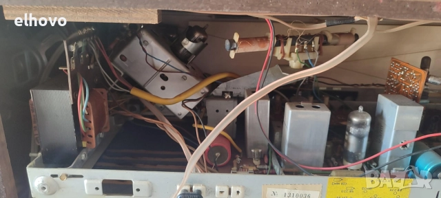 Старо лампово радио Senator Stereo W886ST, снимка 4 - Антикварни и старинни предмети - 52811547