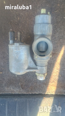 Карбуратор IWL Troll 24KN1-2 mz трофи, снимка 3 - Части - 52807788