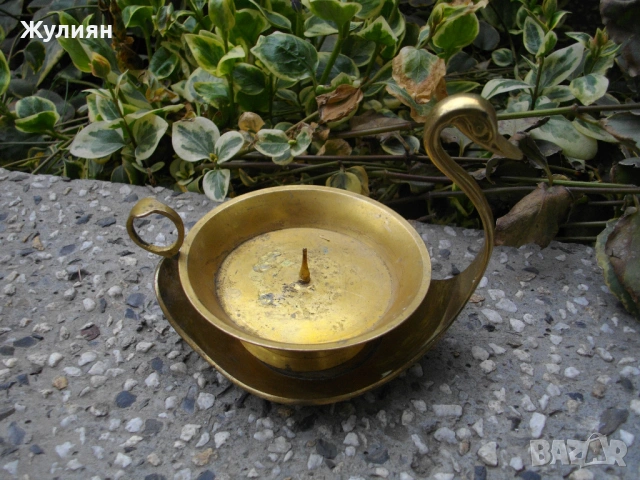 СТАР БРОНЗОВ СВЕЩНИК ЛЕБЕД