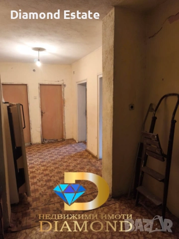 Триетажна къща в град Харманли, снимка 4 - Къщи - 53229108