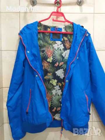 Bershka нова мъжка ветровка размер L, снимка 2 - Якета - 50071511