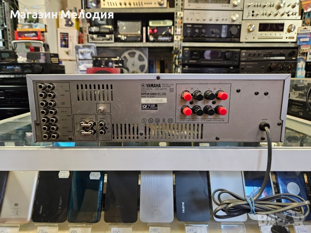 Усилвател YAMAHA AX-500 Две по 120 вата. В отлично техническо и визуално състояние., снимка 7 - Ресийвъри, усилватели, смесителни пултове - 49219359