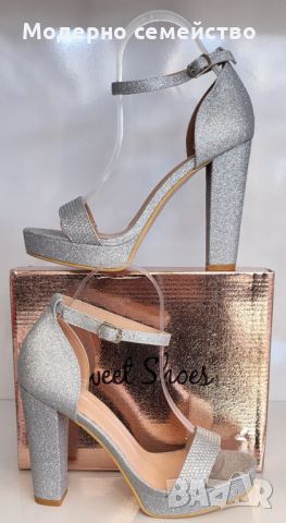Дамски обувки сребристо с каишка , снимка 1 - Дамски елегантни обувки - 45710385
