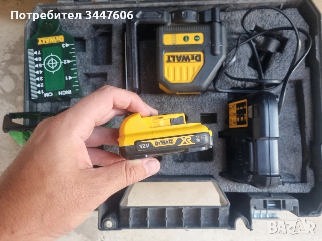 Лазерен нивелир Dewalt DCE088g , снимка 5 - Други инструменти - 54051414