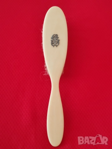 Комплект тоалетни принадлежности от слонова кост със сребърен монограм. , снимка 9 - Антикварни и старинни предмети - 51655159