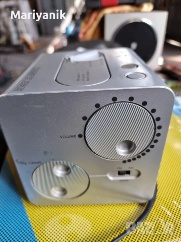 SONY Digicube ICF-C11W, снимка 5 - Радиокасетофони, транзистори - 53972869