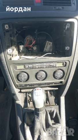 Шкода Октавия 2.0 дизел 105 коня. 4×4. продава се само на части., снимка 11 - Автомобили и джипове - 52222264