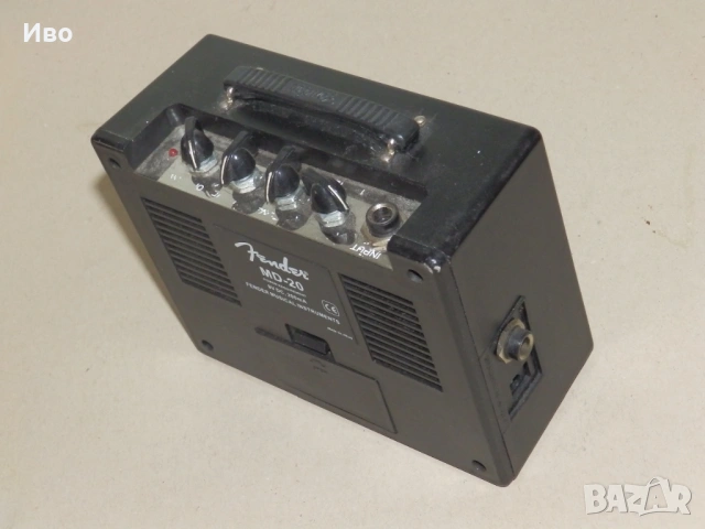Мини комбо усилвател Fender MD-20, снимка 3 - Други - 53762875