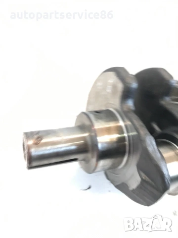 Колянов вал за KIA Carnival 2.9 CRDi (2002–2006), снимка 2 - Части - 53192683