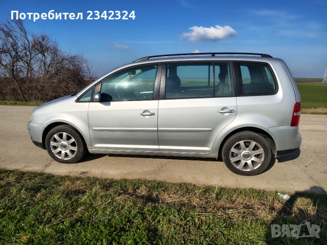 VW Touran 1.9 TDI 105 ks, снимка 5 - Автомобили и джипове - 53896171