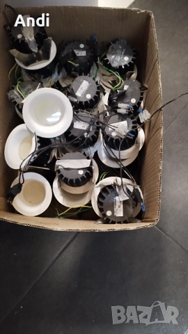 Лунички - лед лампи за таван illuxtron linea 75 HV 9W 300K, снимка 11 - Лед осветление - 52837845