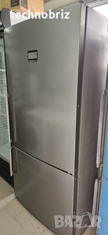 Немски хладилник с фризер Bosch XXL - 2 ГОДИНИ ГАРАНЦИЯ, снимка 2 - Хладилници - 54204495