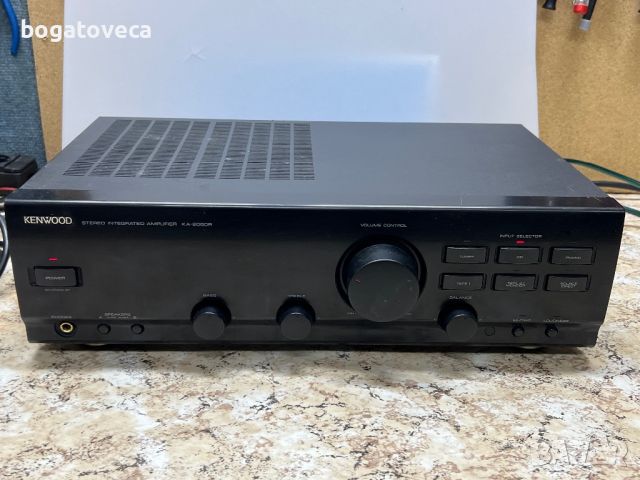 Усилвател Kenwood KA 2060, снимка 1 - Ресийвъри, усилватели, смесителни пултове - 45873197