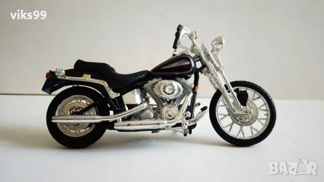 Harley-Davidson Springer Softail 2001 1:18 Maisto, снимка 4 - Колекции - 47214946