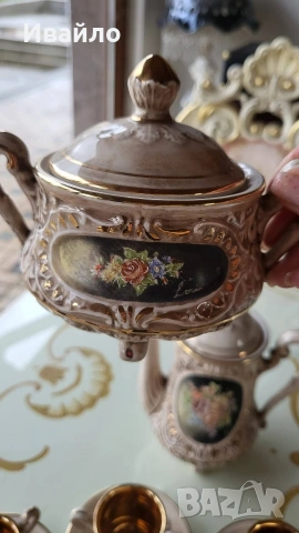Сервиз за кафе Capodimonte , снимка 6 - Сервизи - 54091885