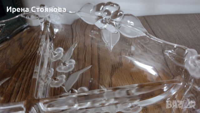 Квадратна купа с 4 отделения за сервиране на ядки/разядки... Walther Glas, серия Carmen, кристалин. , снимка 2 - Аксесоари за кухня - 45698101