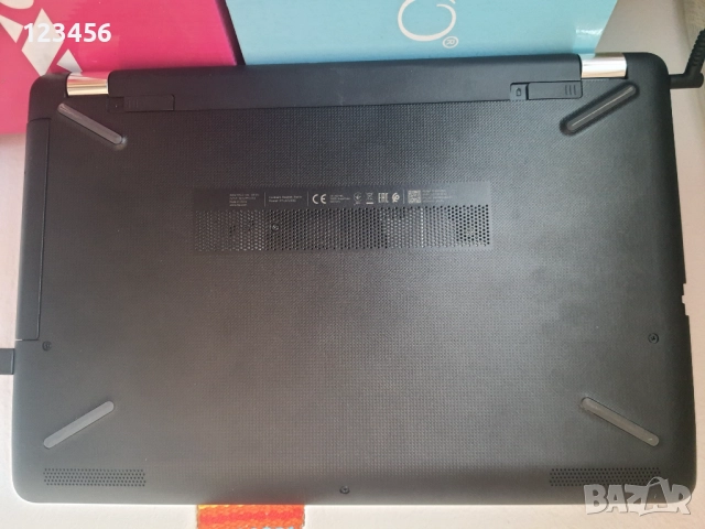 Лаптоп HP Model 15-BS018NU, снимка 3 - Лаптопи за дома - 52414528