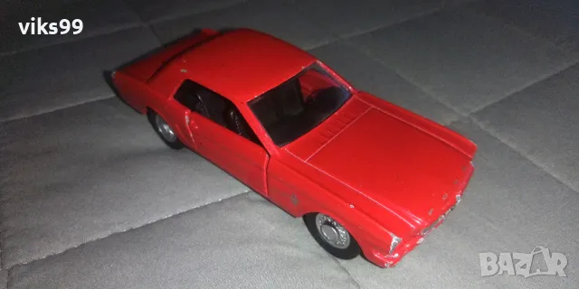 ’65 Ford Mustang 1/39 By Maisto, снимка 5 - Колекции - 48865521