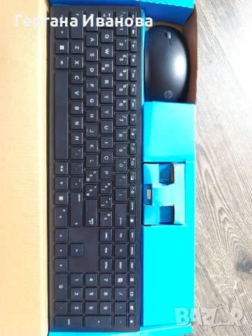 Безжичен комплект клавиатура и мишка HP Pavilion Wireless 800 (Black)