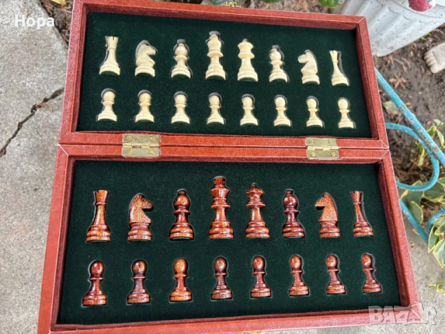 Шах в кожена кутия с дървени фигури + магнит , снимка 14 - Шах и табла - 52326927