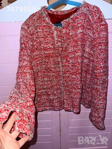 Дамско сако на Зара рамер М