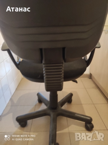Продавам офис стол , снимка 4 - Столове - 52578595