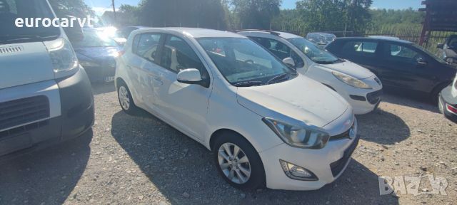 Hyundai i20 1.1 CRDi facelift ,NAVI, снимка 5 - Автомобили и джипове - 31567563