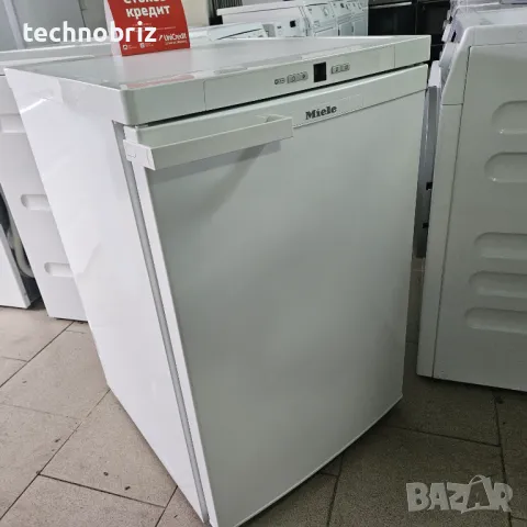 Немски малък фризер Miele - ГАРАНЦИЯ, снимка 2 - Фризери - 49361583