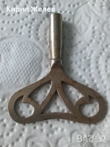 Ключ за стенен часовник 53353, снимка 3 - Антикварни и старинни предмети - 53137549