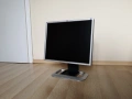 Монитор HP LP1965 19', снимка 1