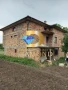 Триетажна къща в село Татарево общ. Първомай, снимка 2