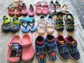 Детски обувки, включващ сандали, маратонки, чехли тип "крокс" и пантофи., снимка 11